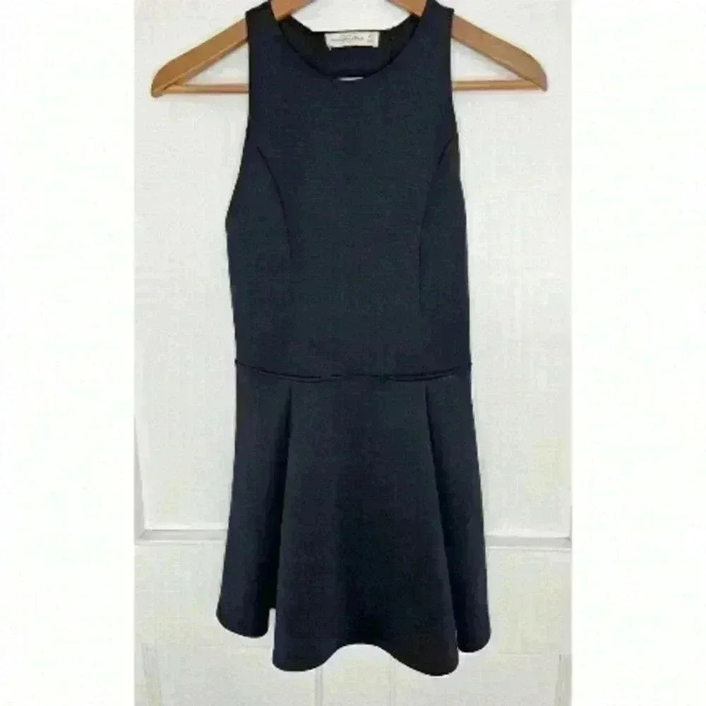 Abercrombie & Fitch Black Dress with Cut Out Back Size XS